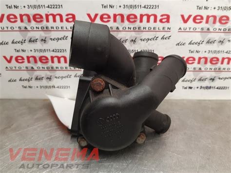 Volkswagen Passat B5 FWD V6 30v Thermostat Housings